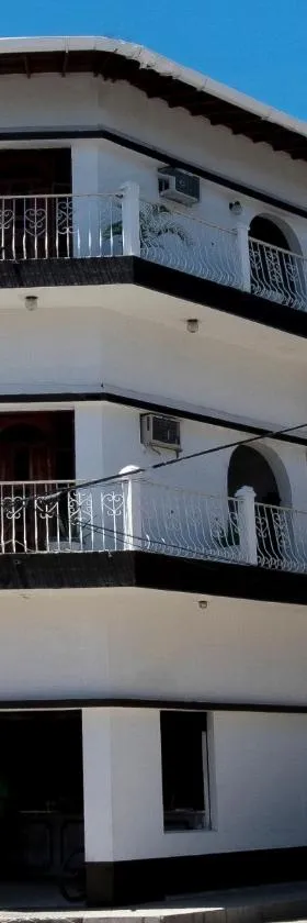 Hotel Casa de las Dos Palmas -Hotel Boutique，位于Puerto Berrío的酒店