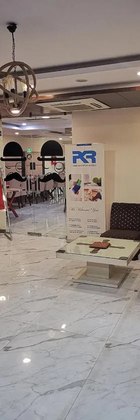Hotel PK Residency Sector 18 Noida，位于诺伊达的酒店
