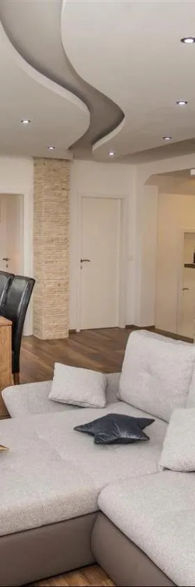 Apartman Hubertus 5*，位于Vagovina的酒店