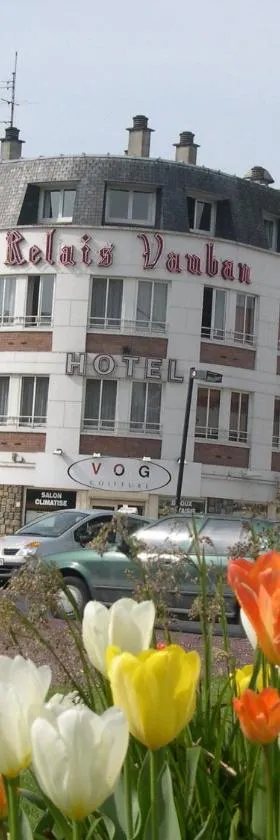乐瑞雷沃邦酒店，位于阿布维尔的酒店