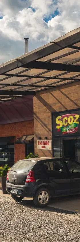 Hotel Scoz，位于Pouso Redondo的酒店