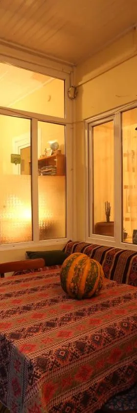 Ruzanna's Bed & Breakfast，位于斯捷潘纳万的酒店
