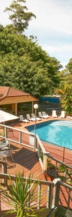 Country 2 Coast Motor Inn Coffs Harbour，位于科夫斯港的酒店