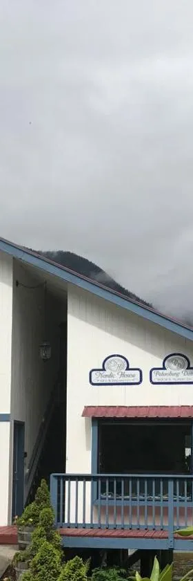 Nordic House，位于彼得堡的酒店