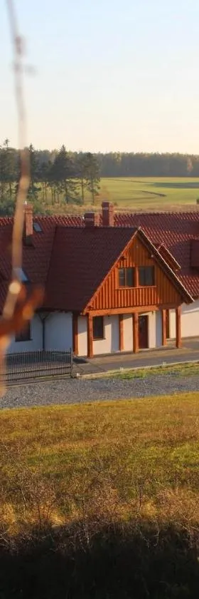 Apartamenty U Bandurskich，位于Sikorzyno的酒店