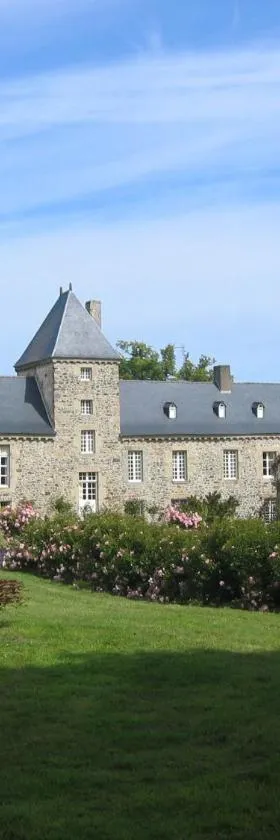 Chambres d'hôtes Château de Bonabry，位于Hillion的酒店