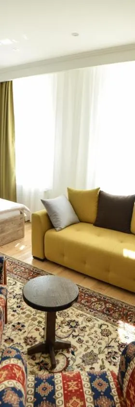 Centro Apartments，位于斯雷姆斯卡米特罗维察的酒店