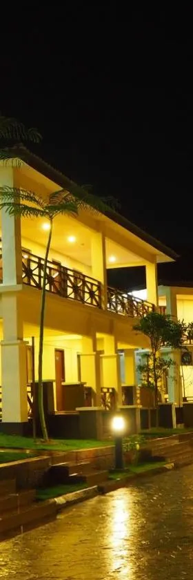 Lotus Seaview Beach Resort, Pengerang，位于边佳兰的酒店