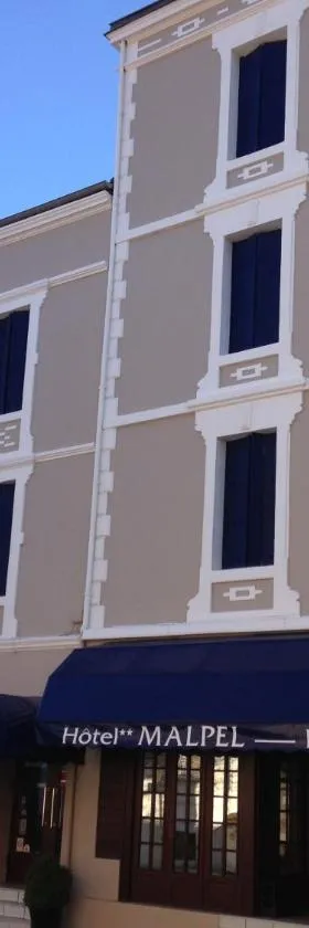 Hôtel Malpel，位于代卡泽维尔的酒店