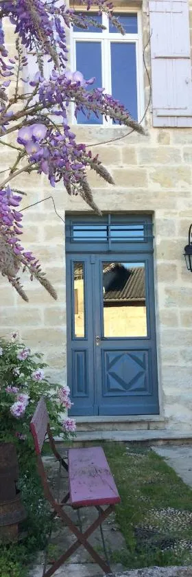 Les chambres du Font d'Uzas，位于Meilhan-sur-Garonne的酒店