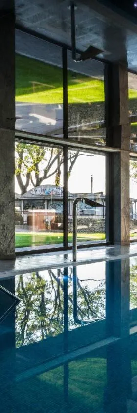 Max Health Resort SPA，位于尤斯托尼莫斯基的酒店