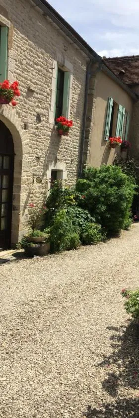LES CHAMBRES DE ROUGEMONT，位于Rougemont的酒店