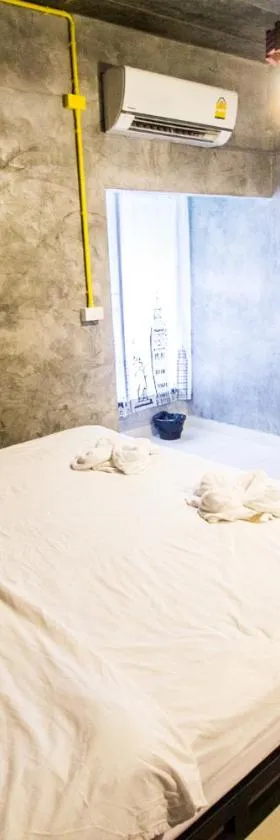 The Sky Loft Hotel，位于巴吞他尼的酒店