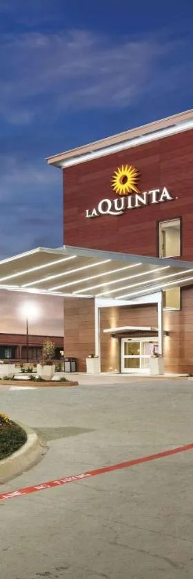 La Quinta by Wyndham Dallas Northeast-Arboretum，位于加兰的酒店