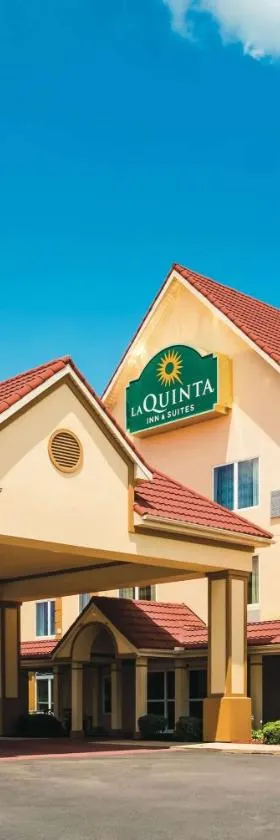 La Quinta by Wyndham Russellville，位于拉塞尔维尔的酒店