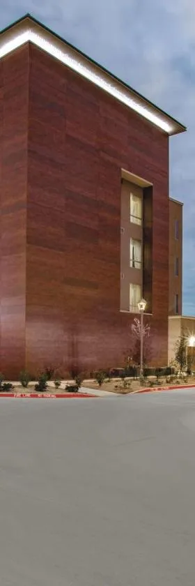 La Quinta by Wyndham San Marcos Outlet Mall，位于圣马科斯的酒店