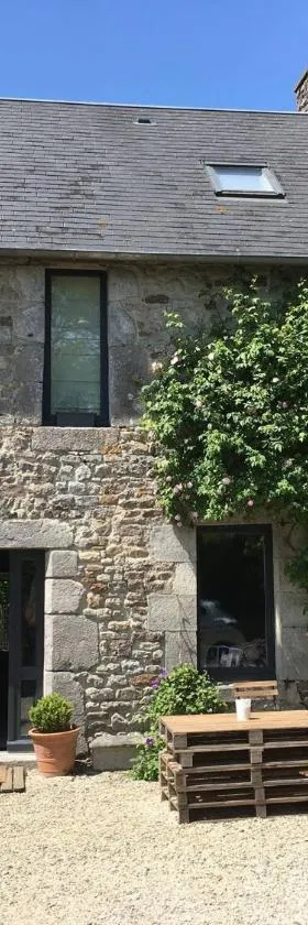 Chez Natacha et Adrien，位于Regnéville-sur-Mer的酒店