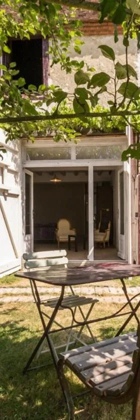 La Thibaude - Livry，位于Livry的酒店