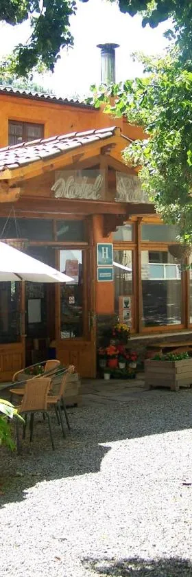 普拉斯酒店，位于里贝斯的弗里瑟的酒店