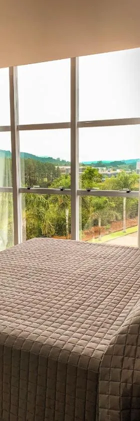 Hotel Bergozza，位于南河镇的酒店