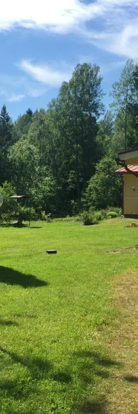 Pyhtää Garden Villa，位于Pyhtaa的酒店
