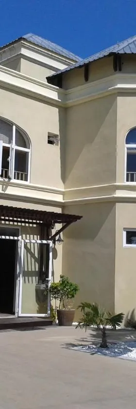 纳尔默达别墅度假酒店，位于格兰贝伊的酒店