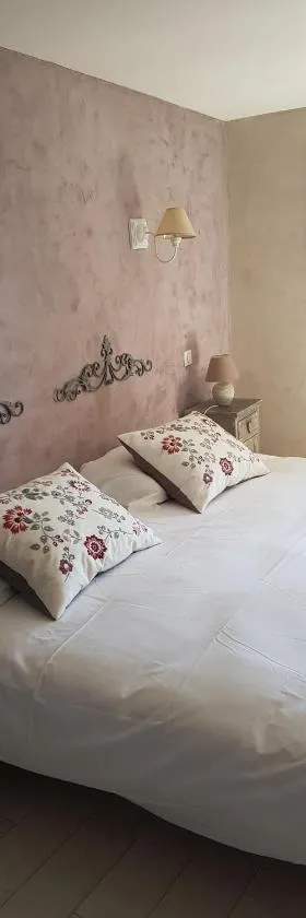 克里隆旅馆，位于莫尔斯的酒店