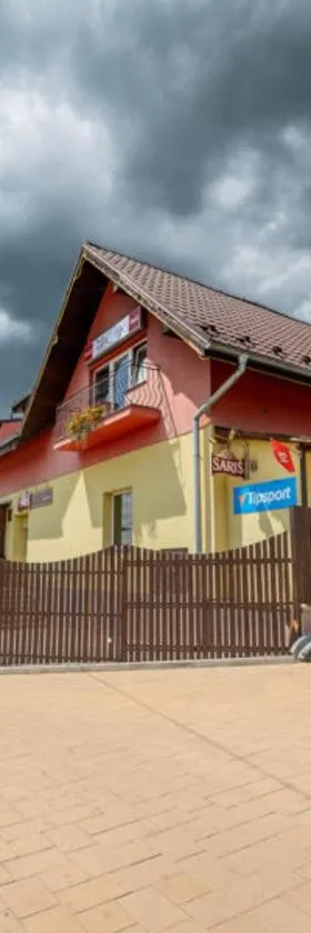 Penzión & Bar NATALI，位于Spišský Štvrtok的酒店
