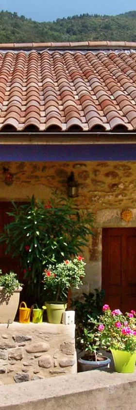 Gîte Le Galta - Maison entiérement équipée, 2 chambres, SdB avec bain à remous, terrasse privative près de la DOLCE VIA，位于Saint-Fortunat-sur-Eyrieux的酒店