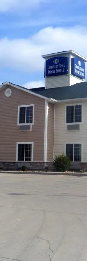 Cobblestone Inn & Suites - Bloomfield，位于Bloomfield的酒店
