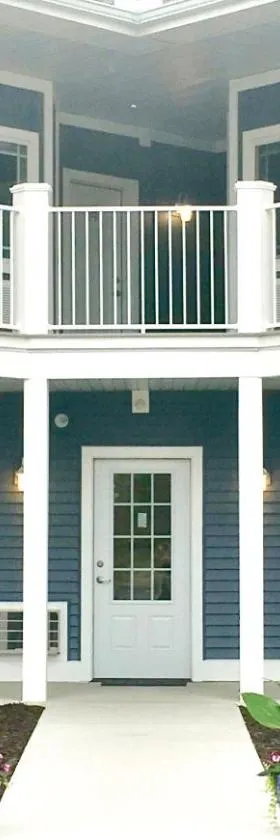 Empire Lakeshore Inn，位于恩派尔的酒店