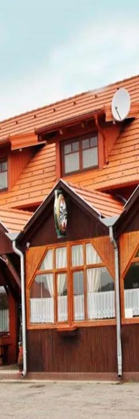 Határ Csárda Panzió，位于Bajánsenye的酒店