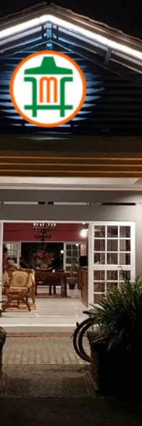 Mandalawangi Hotel Syariah，位于打横的酒店