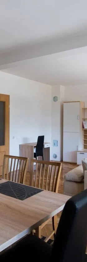 Seasons apartmani，位于奥西耶克的酒店