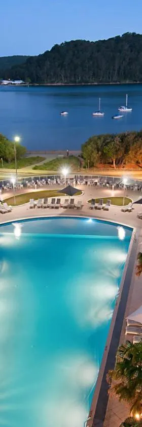 Ettalong Beach Luxury Apartments，位于艾塔龙海滩的酒店