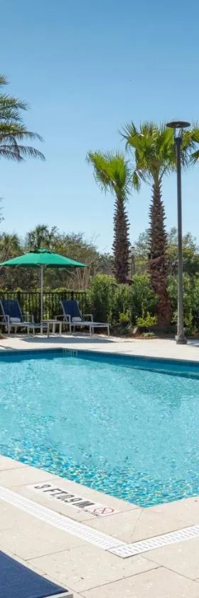 Hyatt Place Sandestin at Grand Blvd，位于德斯坦的酒店