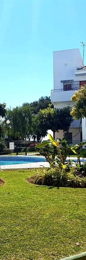 Los Geranios - Beach Apartment，位于卡拉德米哈斯的酒店