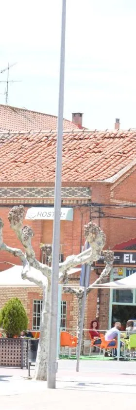El Portazgo Restaurante Hostal La Cisterniga，位于拉·希斯特尼加的酒店