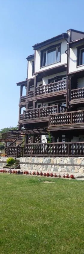 Aparthotel Seasons Glavatarski Han，位于格拉瓦塔斯的酒店