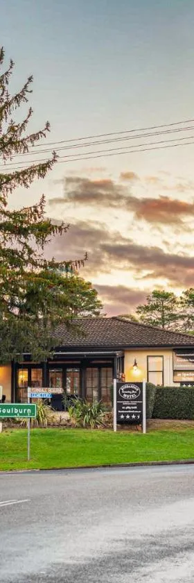 邦达农乡村汽车旅馆，位于邦达努的酒店