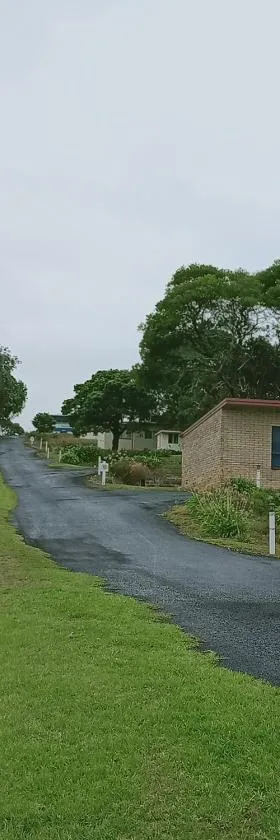 Limestone Coast Tourist Park，位于芒特甘比尔的酒店