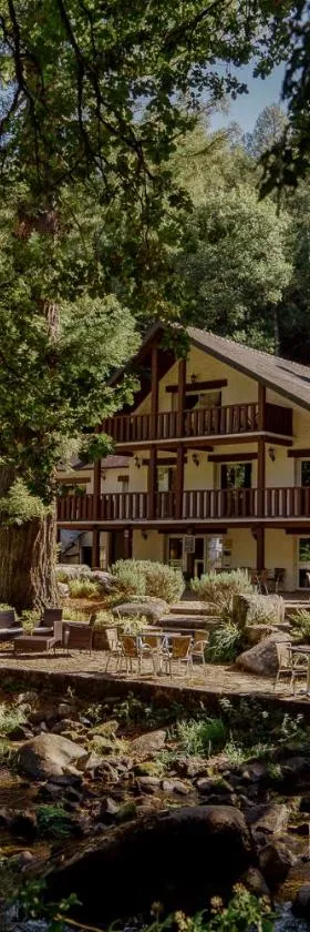 Logis Auberge de Pont Calleck，位于Inguiniel的酒店
