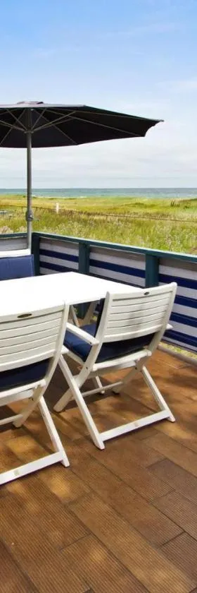 Skærven Beachfront Apartments and Cottage，位于尼堡的酒店
