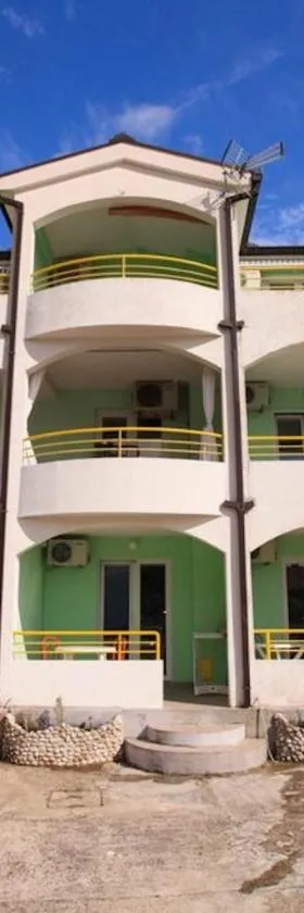 Apartments Natalika，位于波达卡的酒店
