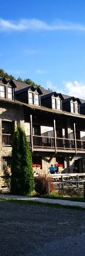 Alberg Les Daines，位于埃斯波特的酒店