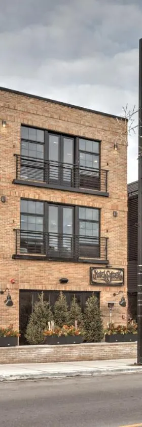 Hotel Crosby，位于斯蒂尔沃特的酒店