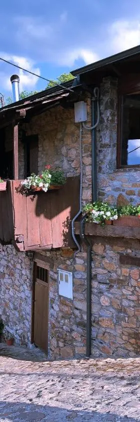 Hotel Rural El Lagar De Las Médulas，位于Orellán的酒店