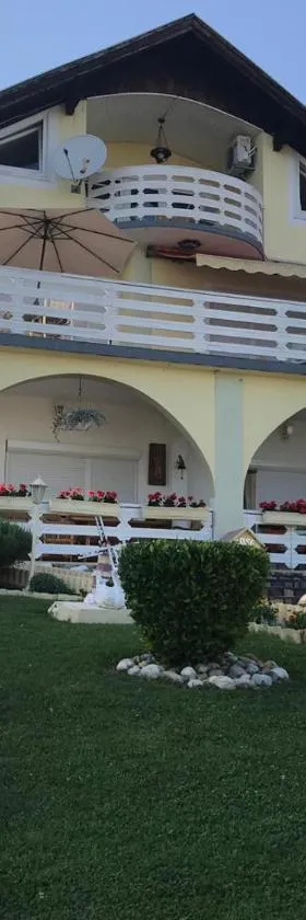 Sobe Opačak，位于斯拉沃尼亚布罗德的酒店