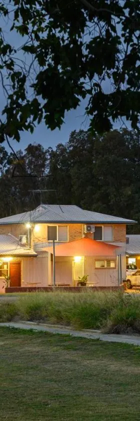 Raintree Motel Biloela，位于Biloela的酒店