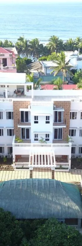 Bernardo's Lantia Hotel，位于巴斯科的酒店